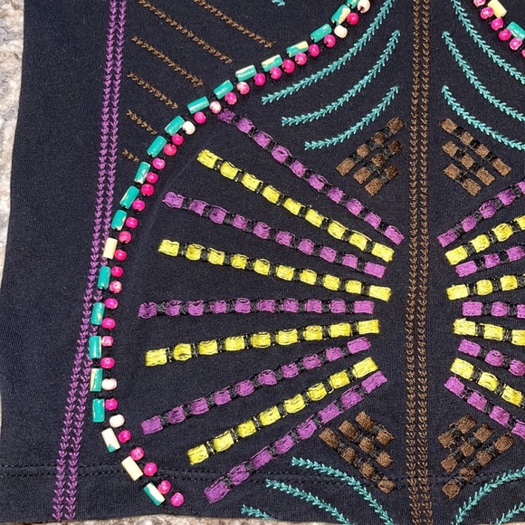 ❌Sold❌ Mango women’s  wood beaded cap sleeve t-shirt - Picture 2 of 6